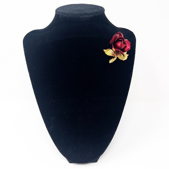 Vintage Red Rose Brooch 1960s - Picture 1 of 6